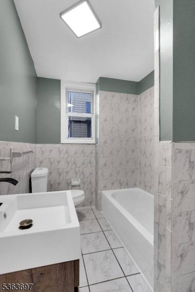 Irvington Twp., NJ 07111,35 Coit St #3