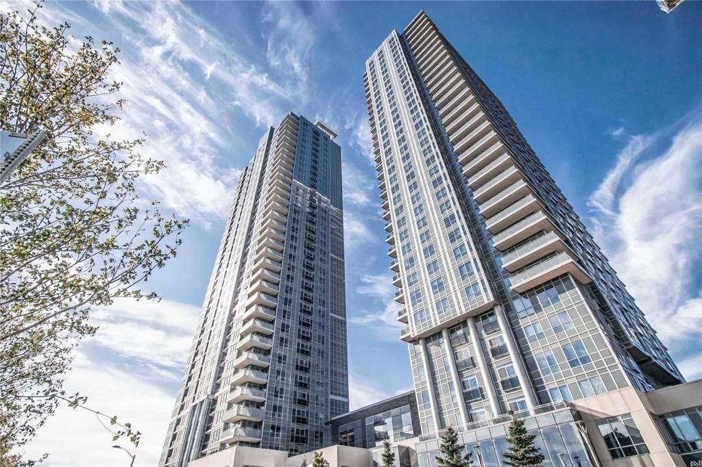 255 Village Green SQ #204, Toronto E07, ON M1S 0L3