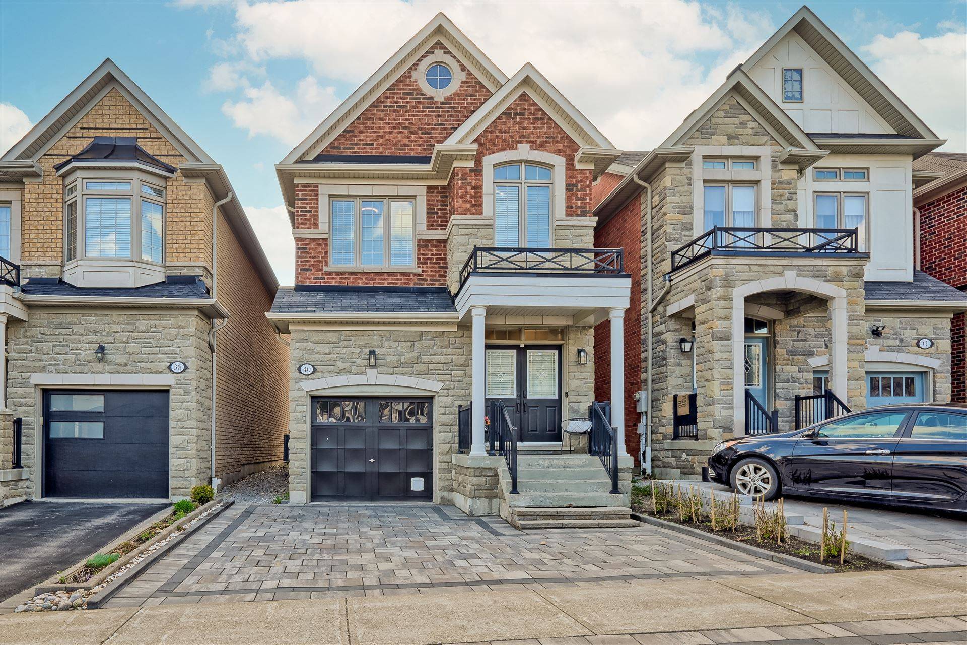 Vaughan, ON L6A 4E9,40 Lady Loretta LN