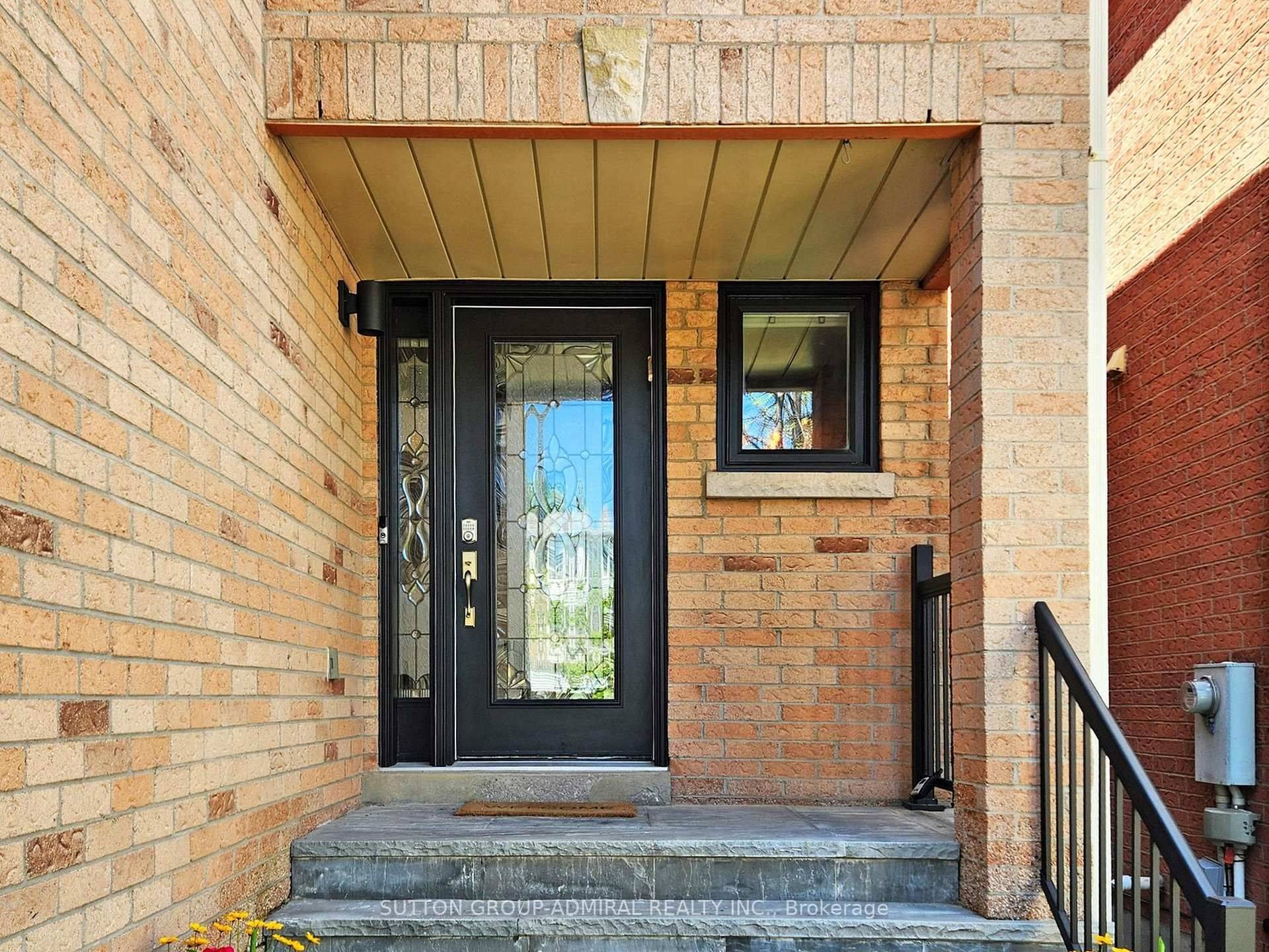 Vaughan, ON L4J 4W3,101 Glen CRES
