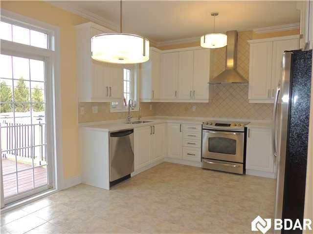 Barrie, ON L4M 0A4,42 Westminster CIR