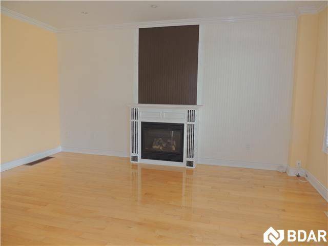 Barrie, ON L4M 0A4,42 Westminster CIR