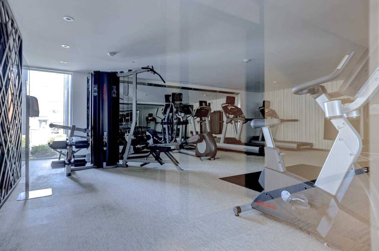 Oakville, ON L6H 7C3,168 Sabina DR #103