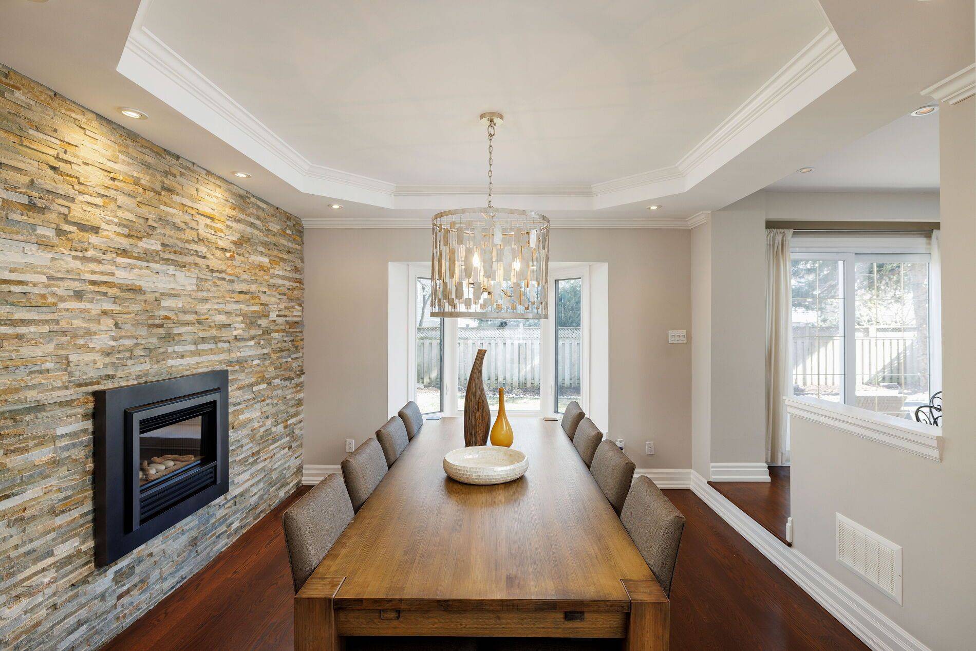 Oakville, ON L6J 5W6,2358 Canso RD
