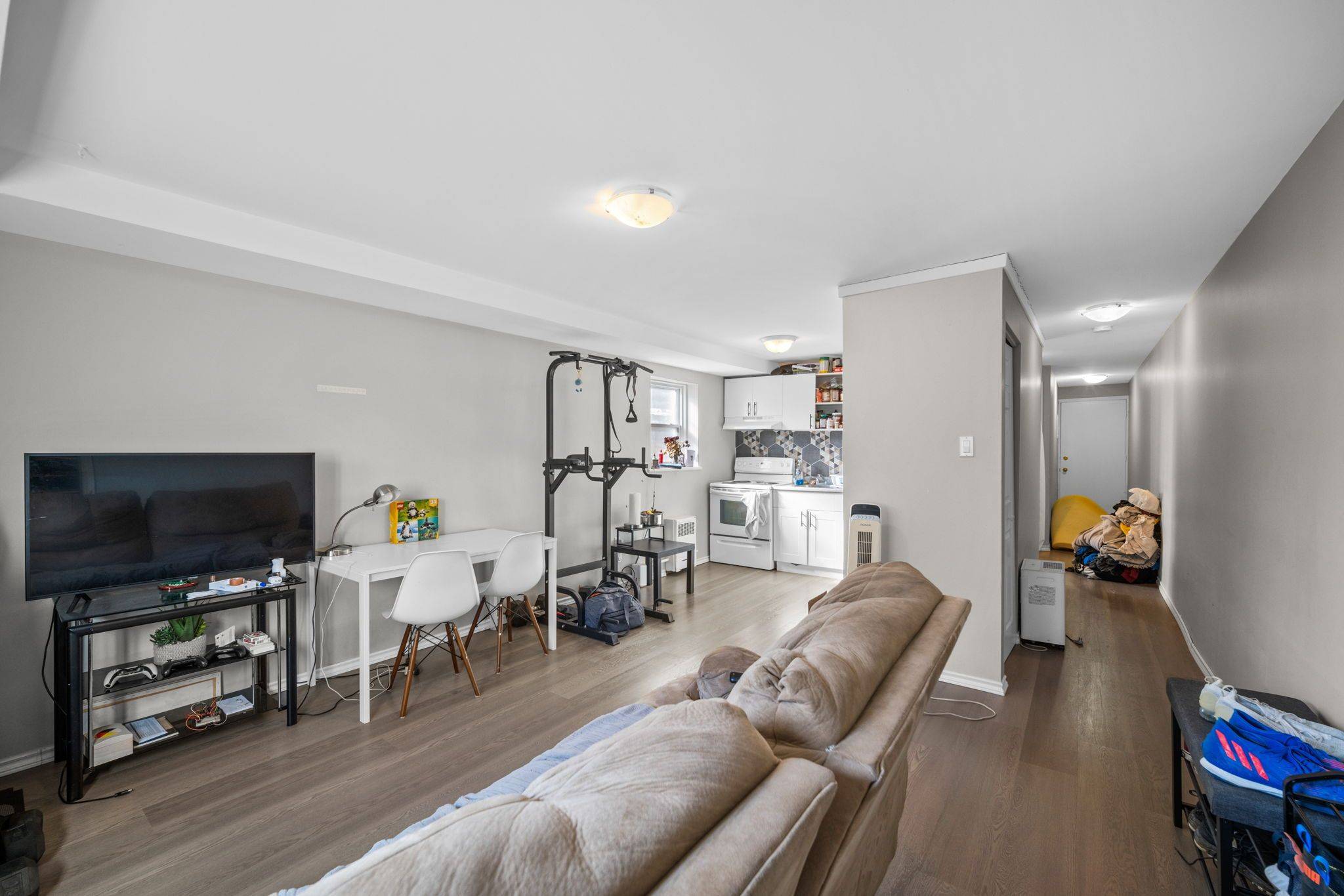 Vanier And Kingsview Park, ON K1L 6J7,329 Richelieu AVE