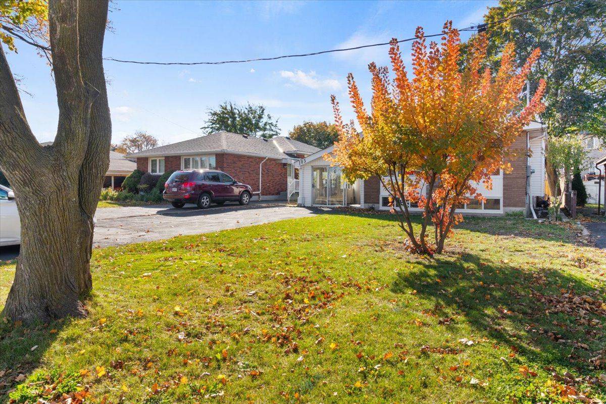 Hamilton, ON L9C 1W2,185 Mohawk R RD W ##2, Lower
