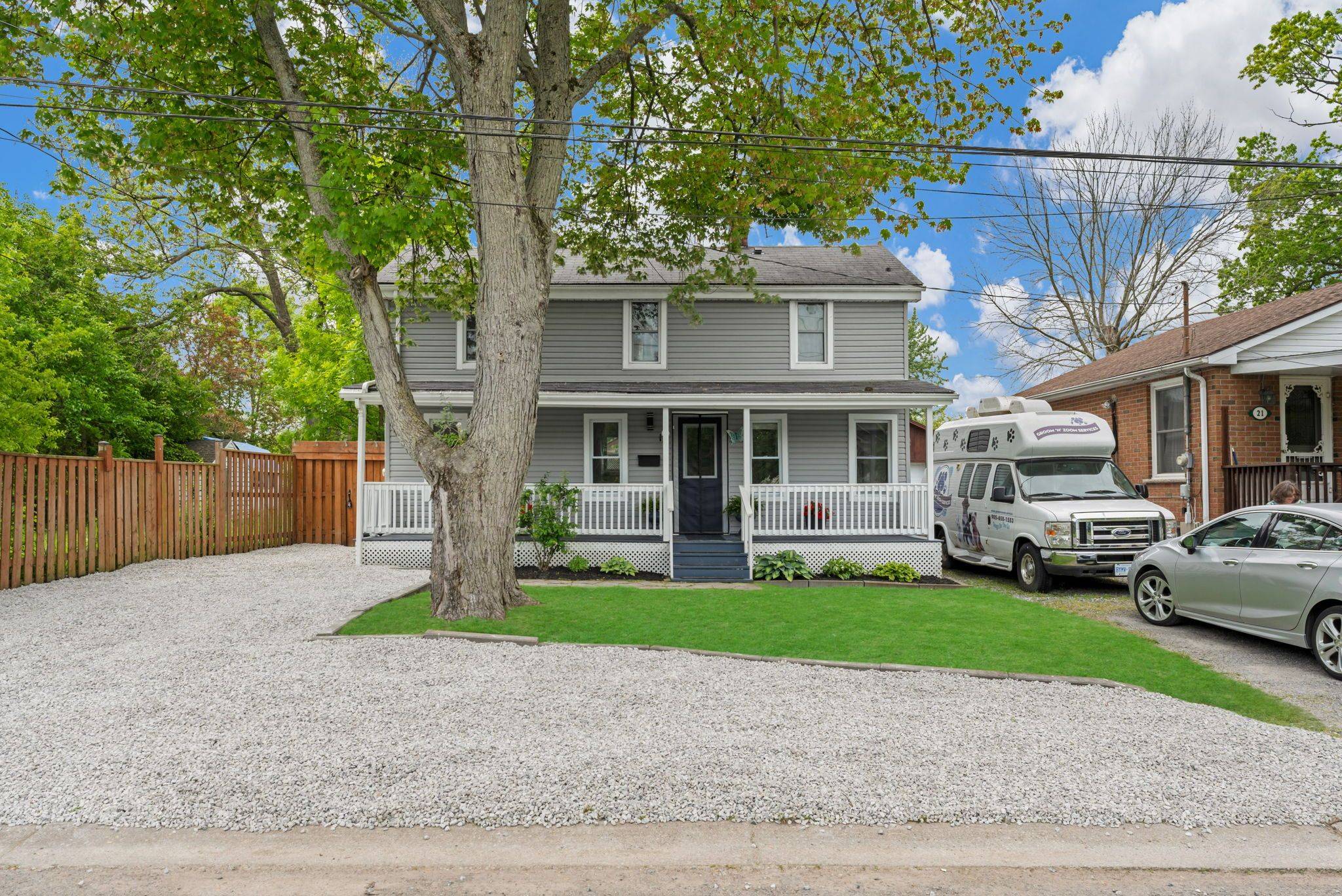 Fort Erie, ON L2A 5L8,17 Windsor AVE