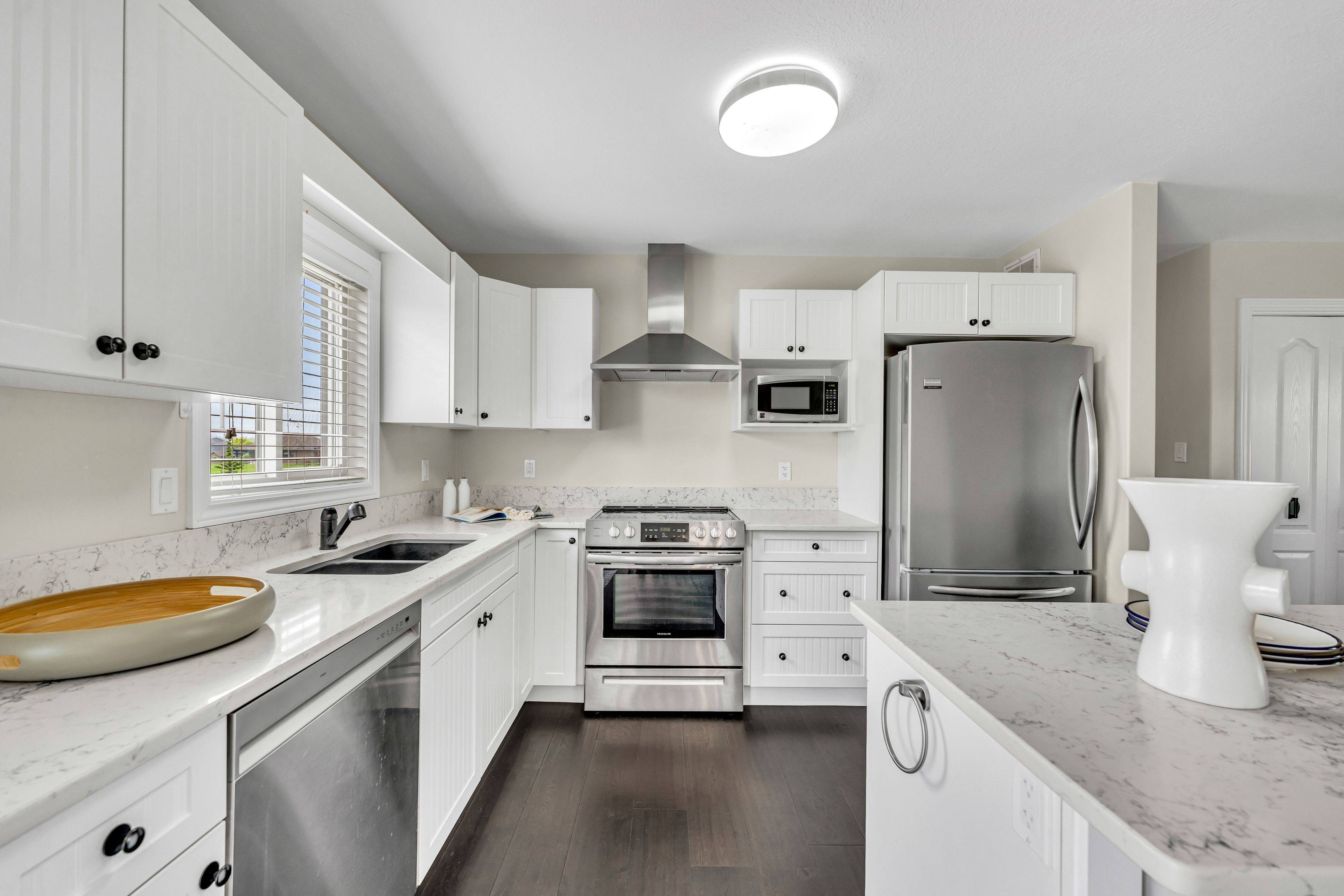 Brighton, ON K0K 1H0,21 Beacon DR