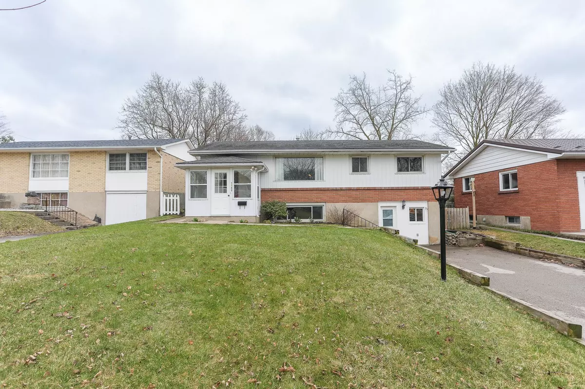 London East, ON N5Y 4N8,1165 Melsandra AVE