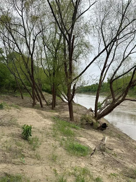 Midway, TX 75852,2662 Private Road 1195