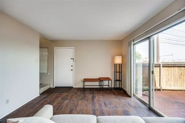 Dallas, TX 75244,12834 Midway Road #1105