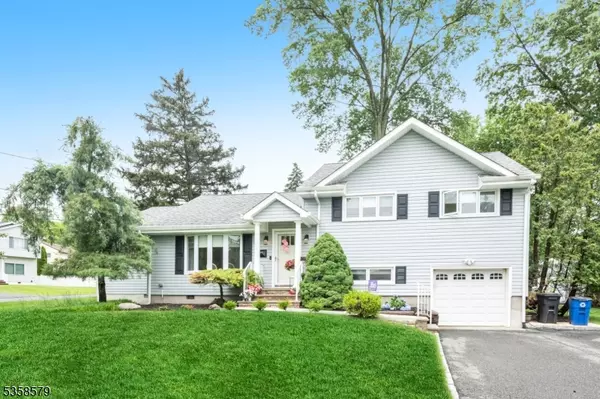 21 Ring Pl, Cedar Grove Twp., NJ 07009