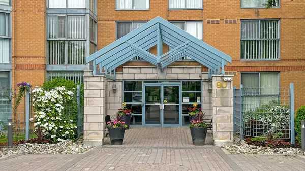 Toronto E08, ON M1J 3N4,90 Dale AVE #904
