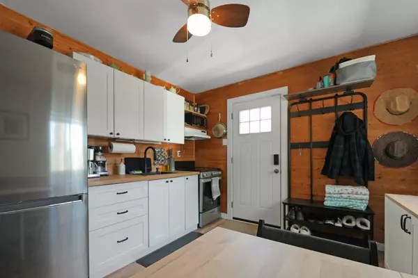 Highlands East, ON K0L 3C0,1419 Clement Lake RD