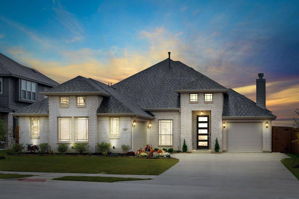 227 Lakewood Lane,  Ponder,  TX 76259