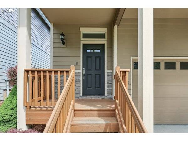 Sandy, OR 97055,17920 BALKEN AVE