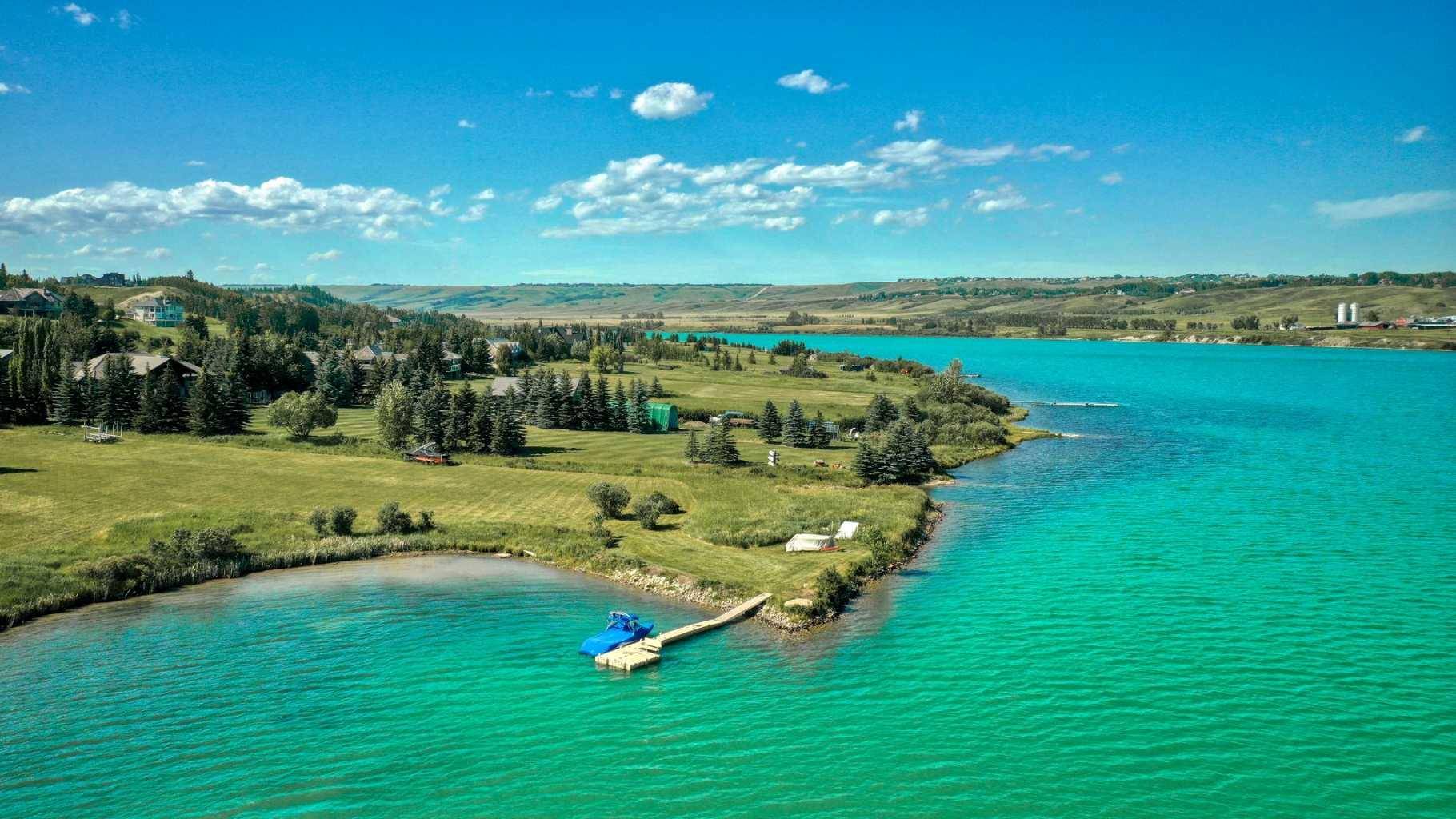 71 Emerald Bay DR, Rural Rocky View County, AB T3Z 1E3