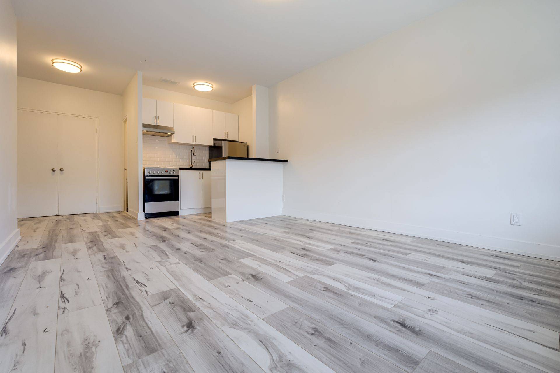Toronto C08, ON M5A 2S1,256 Sherbourne ST #303