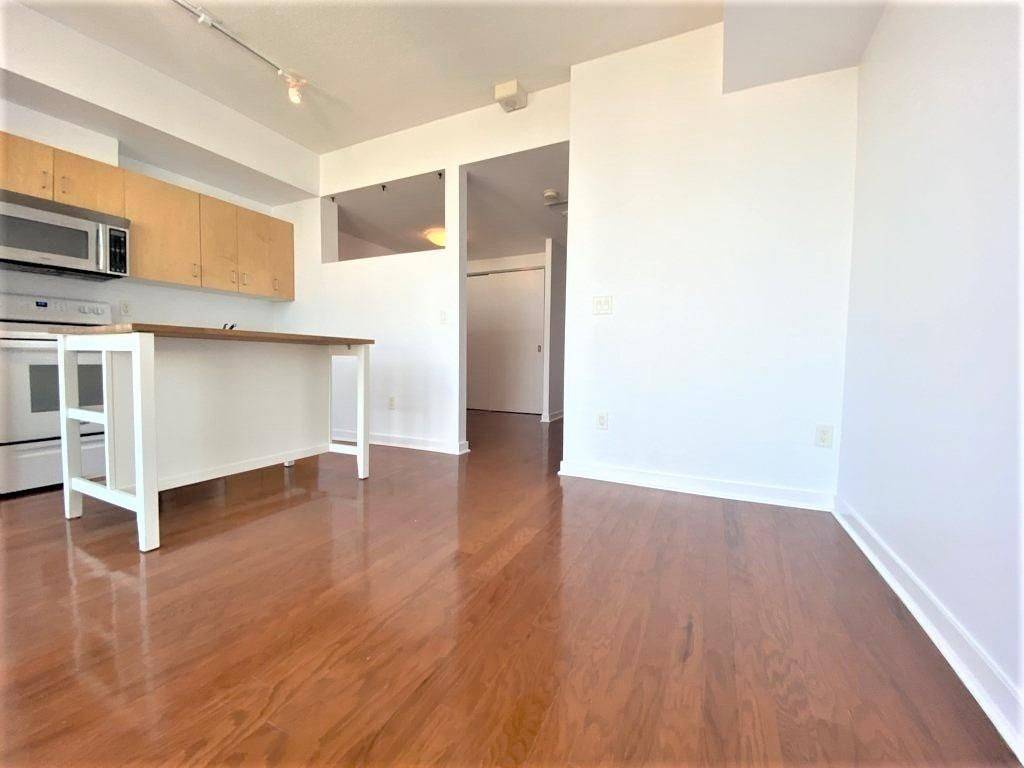 Toronto C08, ON M4Y 3C4,281 Mutual ST #2804
