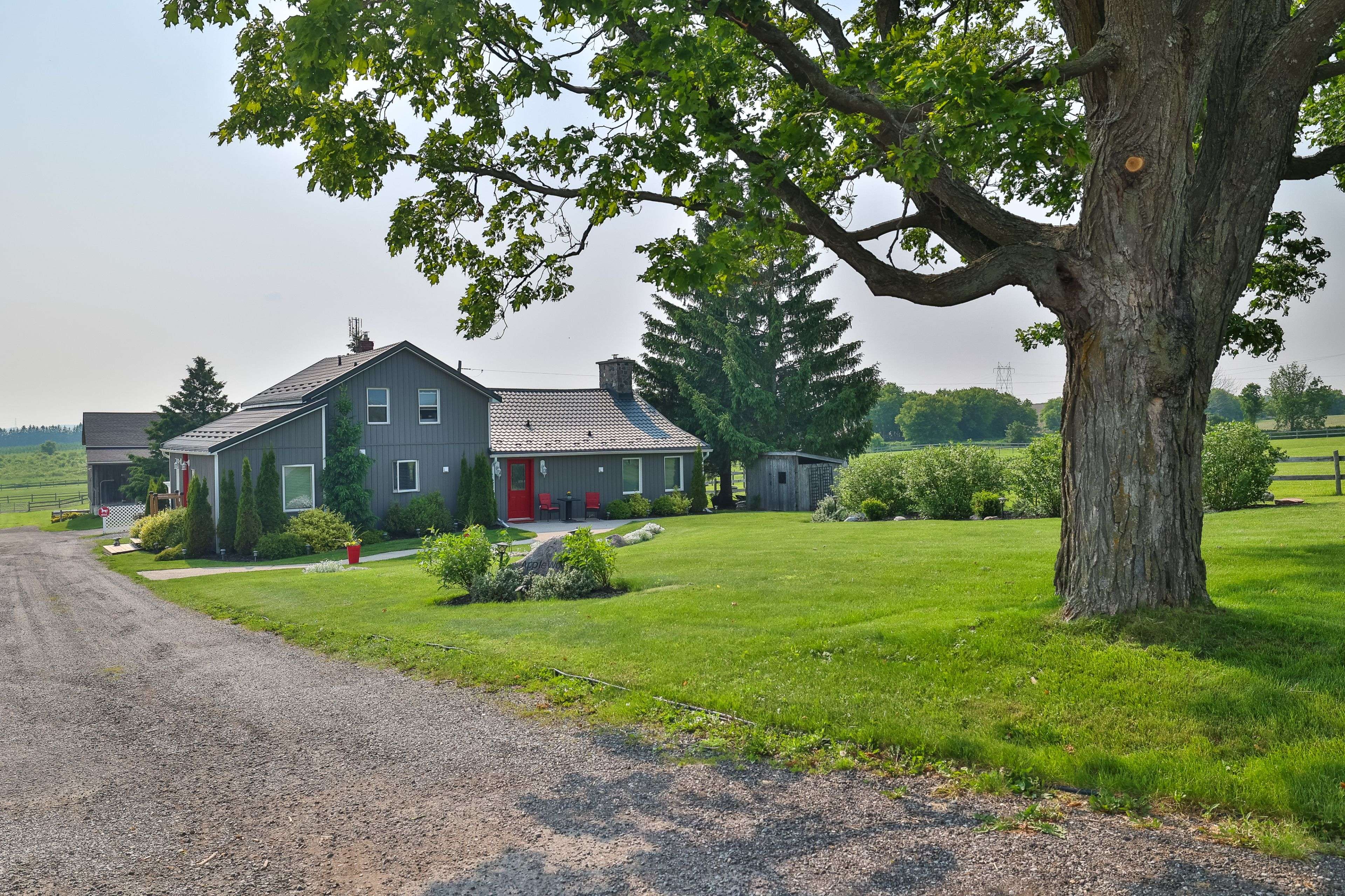 Clarington, ON L1C 5R3,6406 Clemens RD