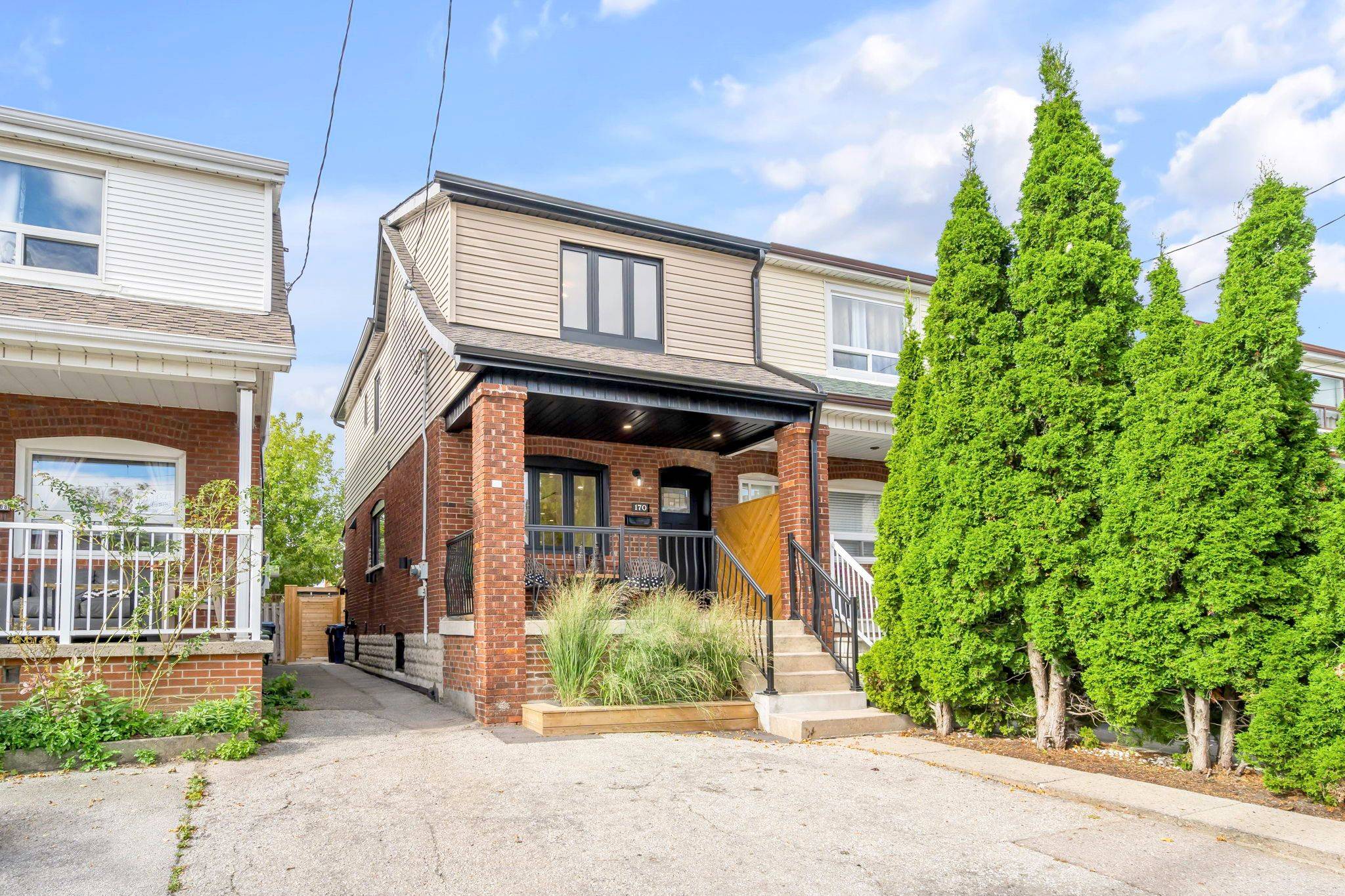 170 Prescott AVE #Bsmt, Toronto W03, ON M6N 3H1