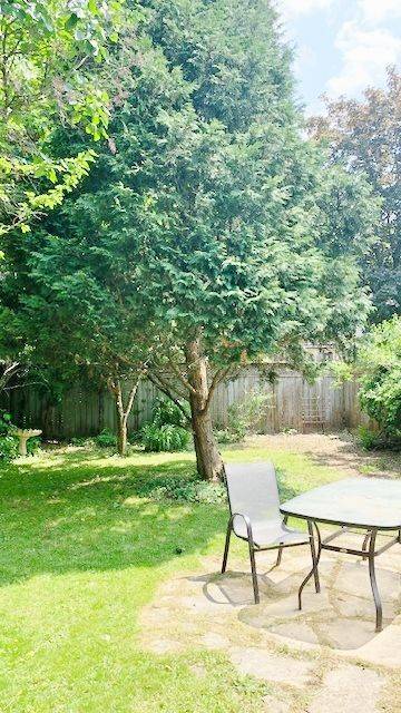 Hamilton, ON L8S 1Y4,125 Gary AVE