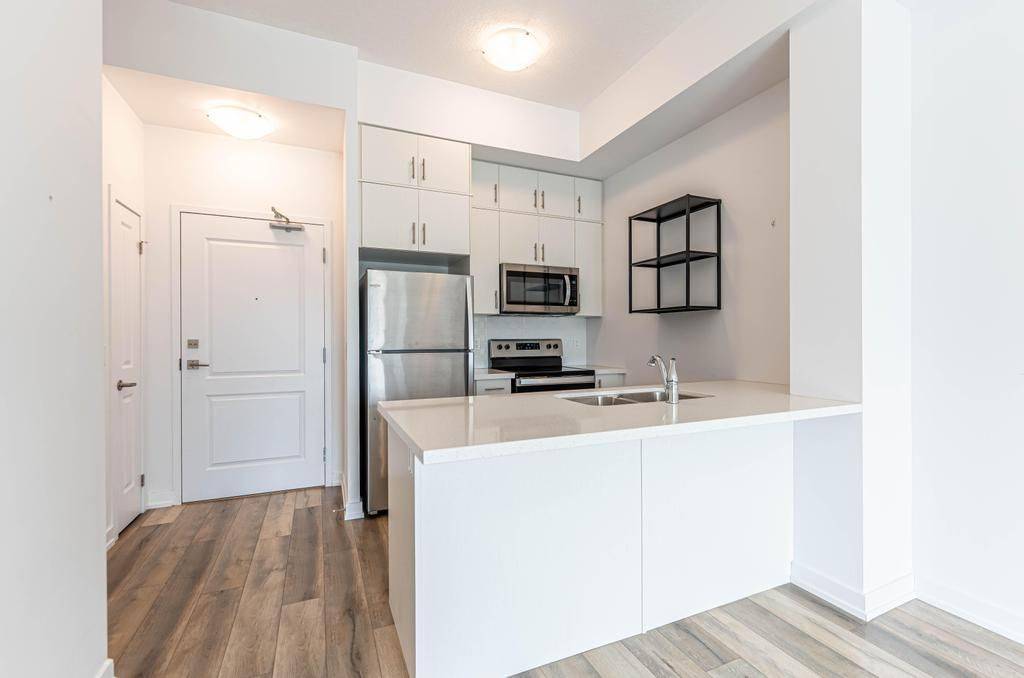 Lincoln, ON L3J 2J3,5055 Greenlane RD #632