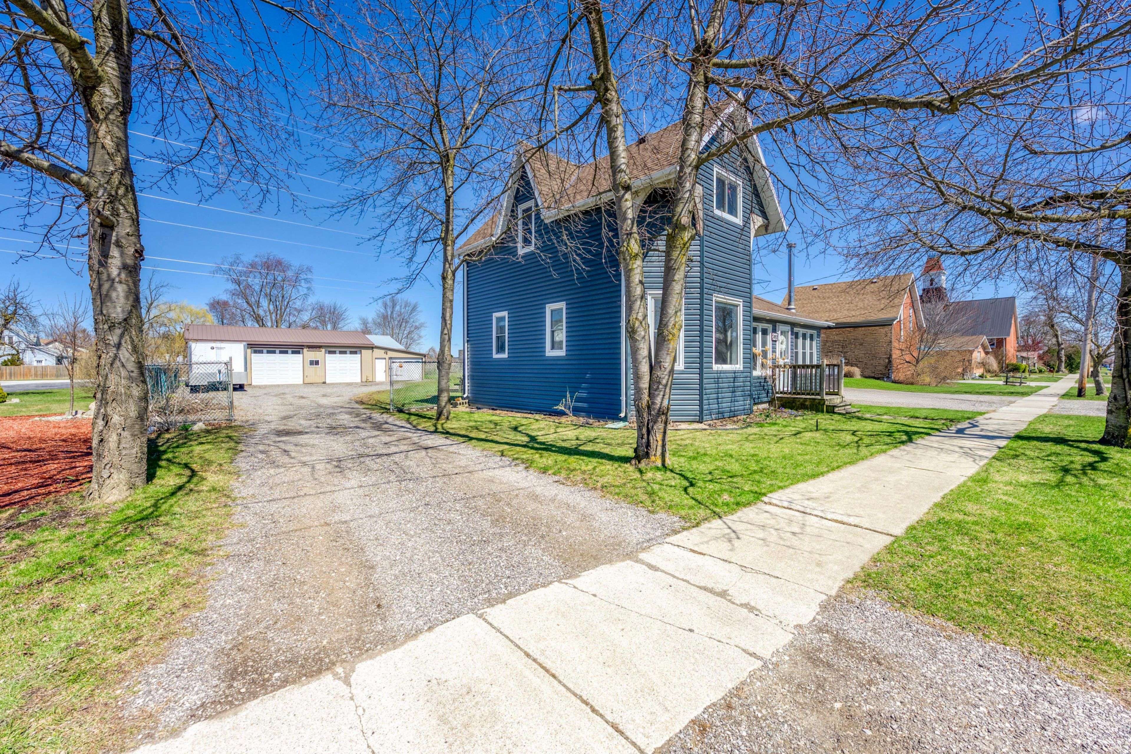 St. Clair, ON N0N 1B0,2406 Jane ST