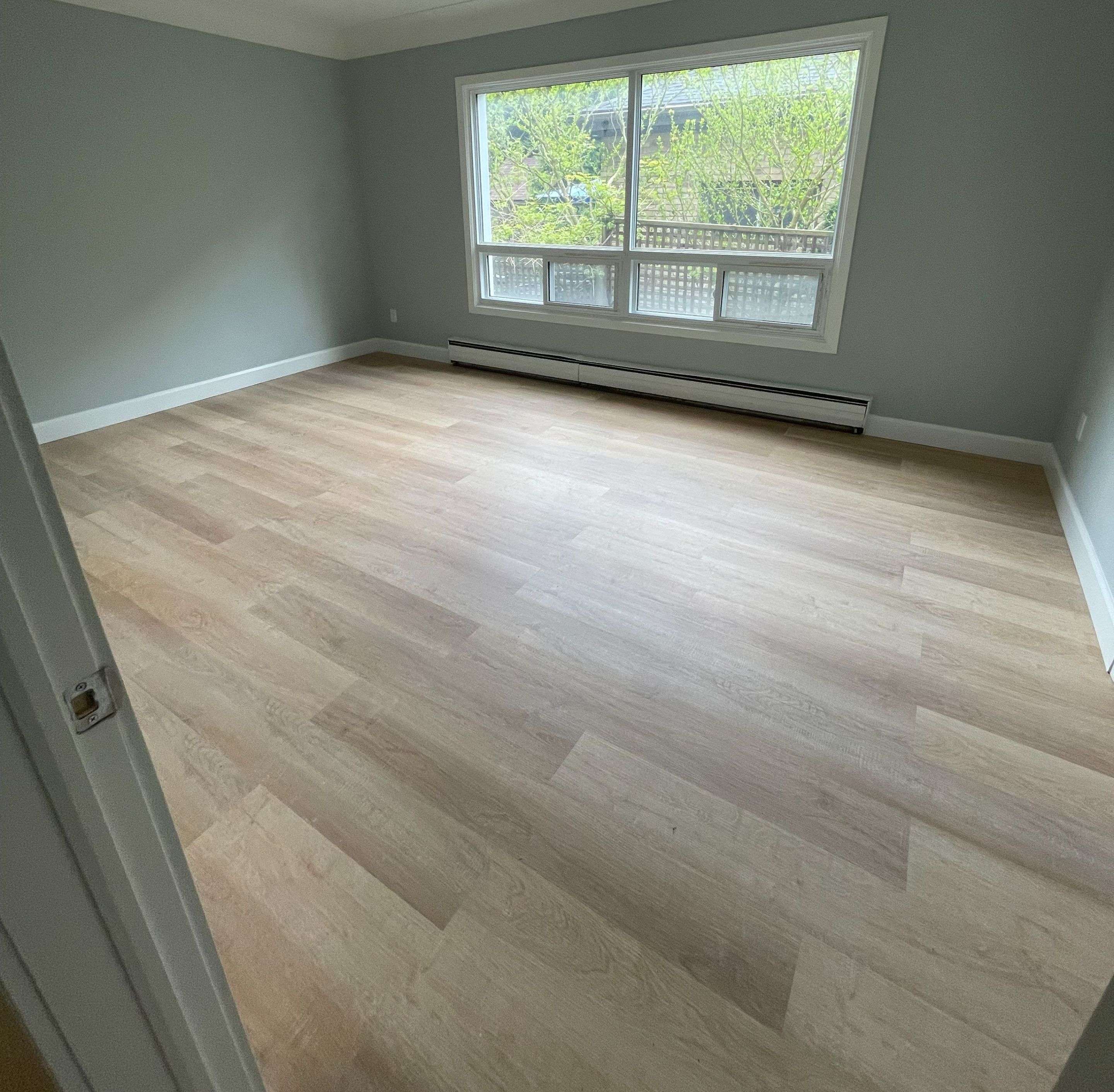 London East, ON N6B 2A5,569 Dufferin AVE #5
