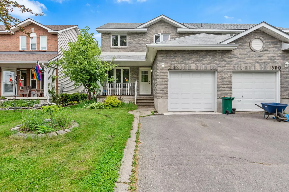 Kingston, ON K7M 8T1,502 EVANGELINE AVE