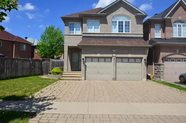 57 Melbourne DR E #bsmt, Richmond Hill, ON L4S 2V2