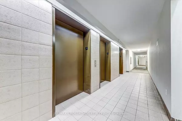 Toronto W10, ON M9V 5G7,1 Rowntree RD #514