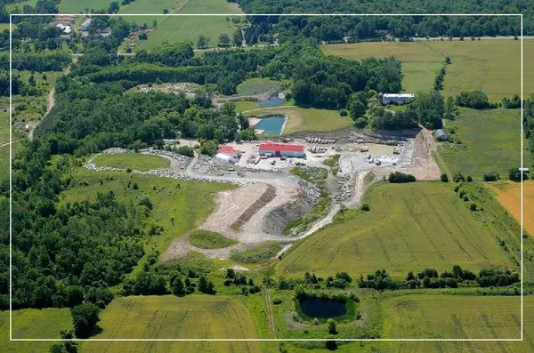 11489 17 Side RD, Halton Hills, ON L7G 4S6