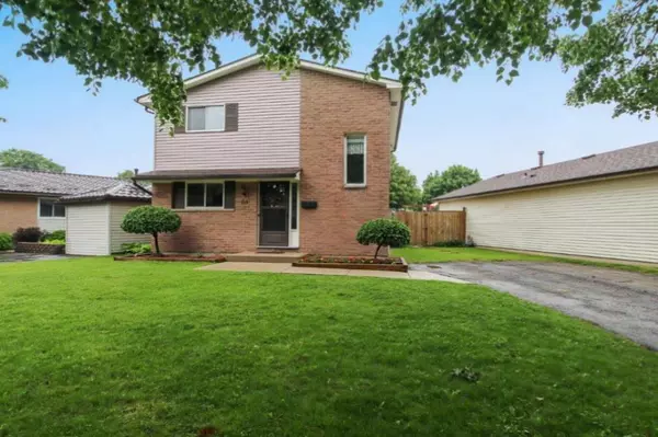 London East, ON N5V 3M1,63 Caprice CRES