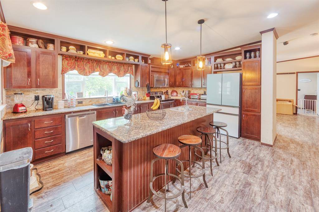Pilot Point, TX 76258,2759 N Saint James Road