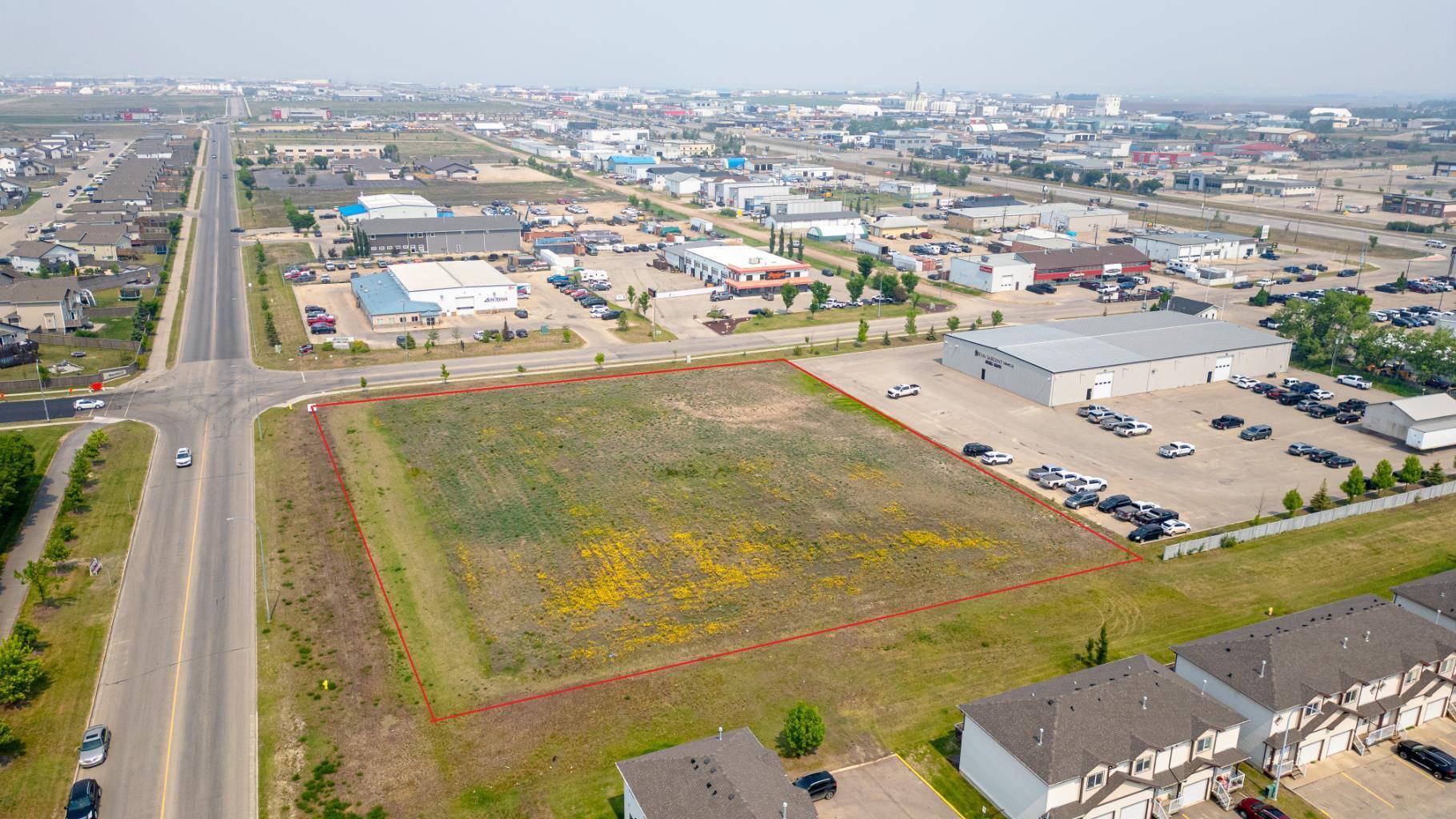 Grande Prairie, AB T8v 1B7,10103 124 AVE