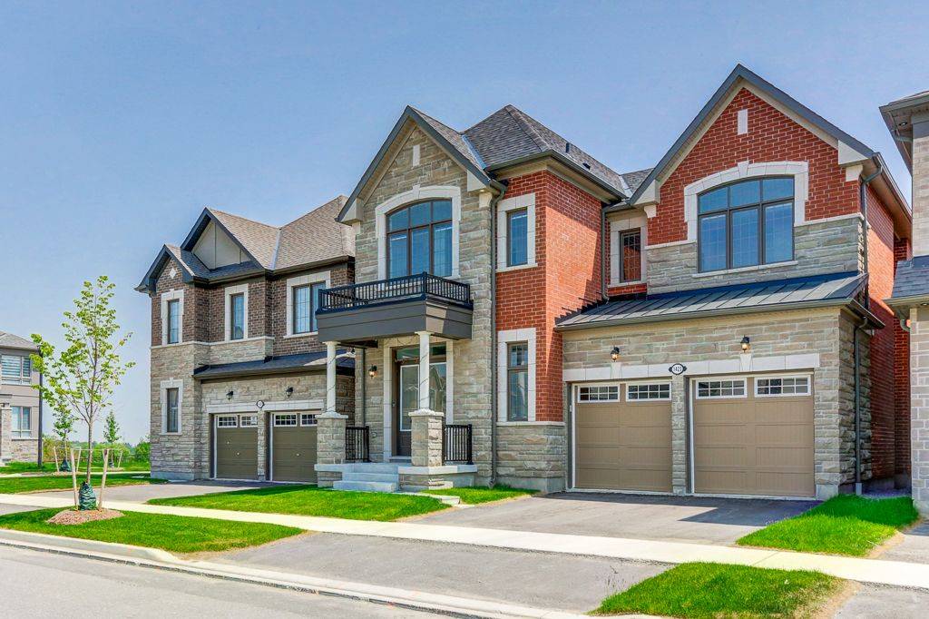 Pickering, ON L1X 0N8,1423 Swallowtail LN