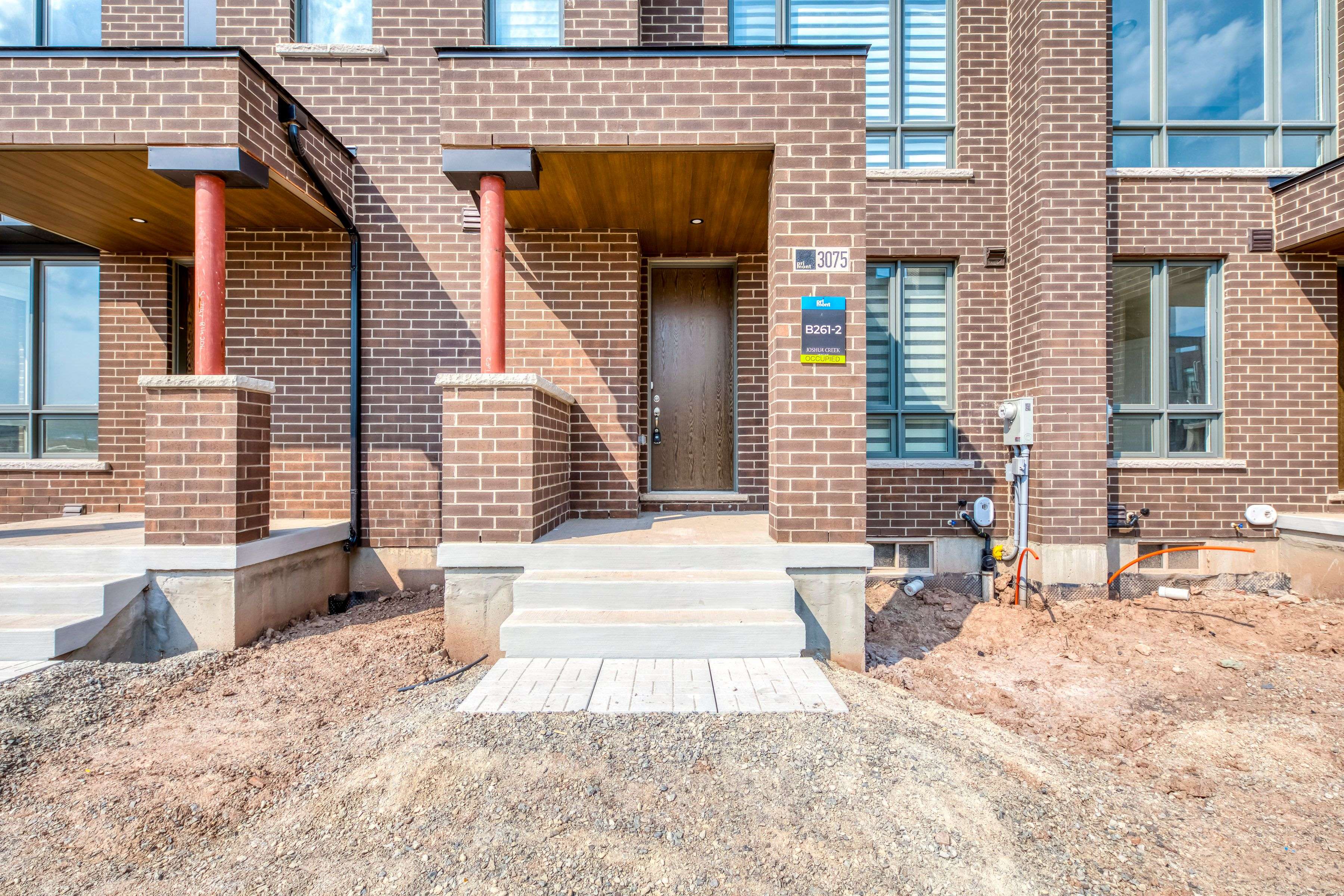 Oakville, ON L6H 7Z2,3075 Welsman GDNS