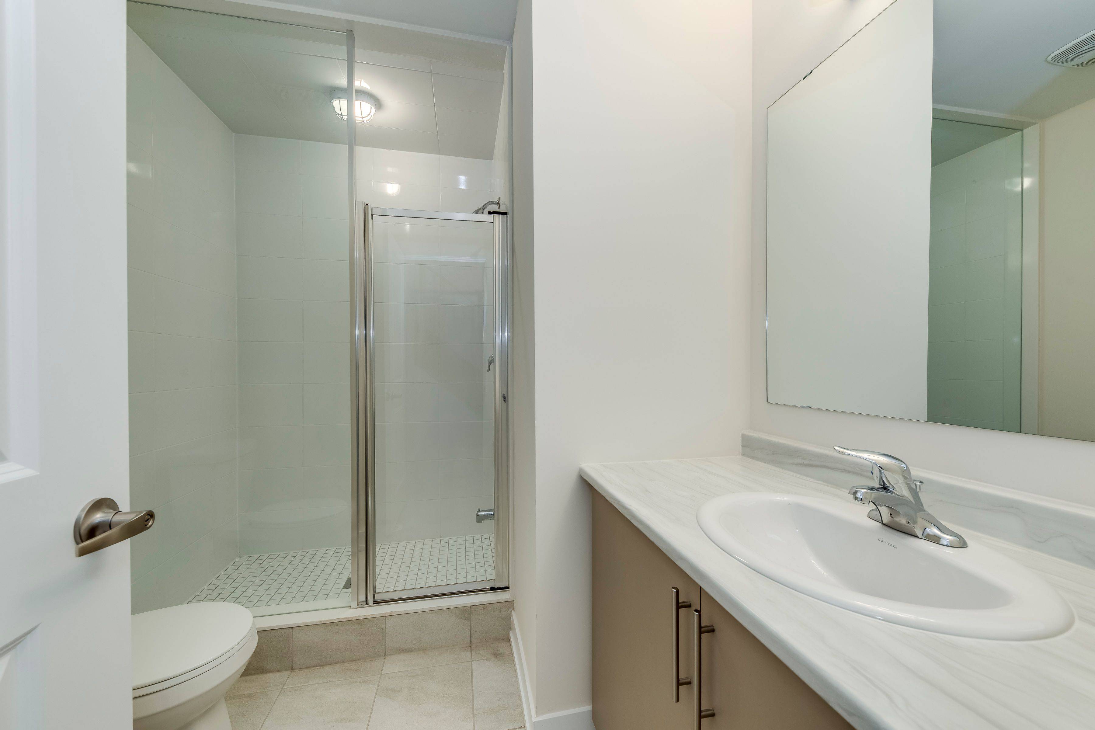 Oakville, ON L6H 7Z2,3075 Welsman GDNS