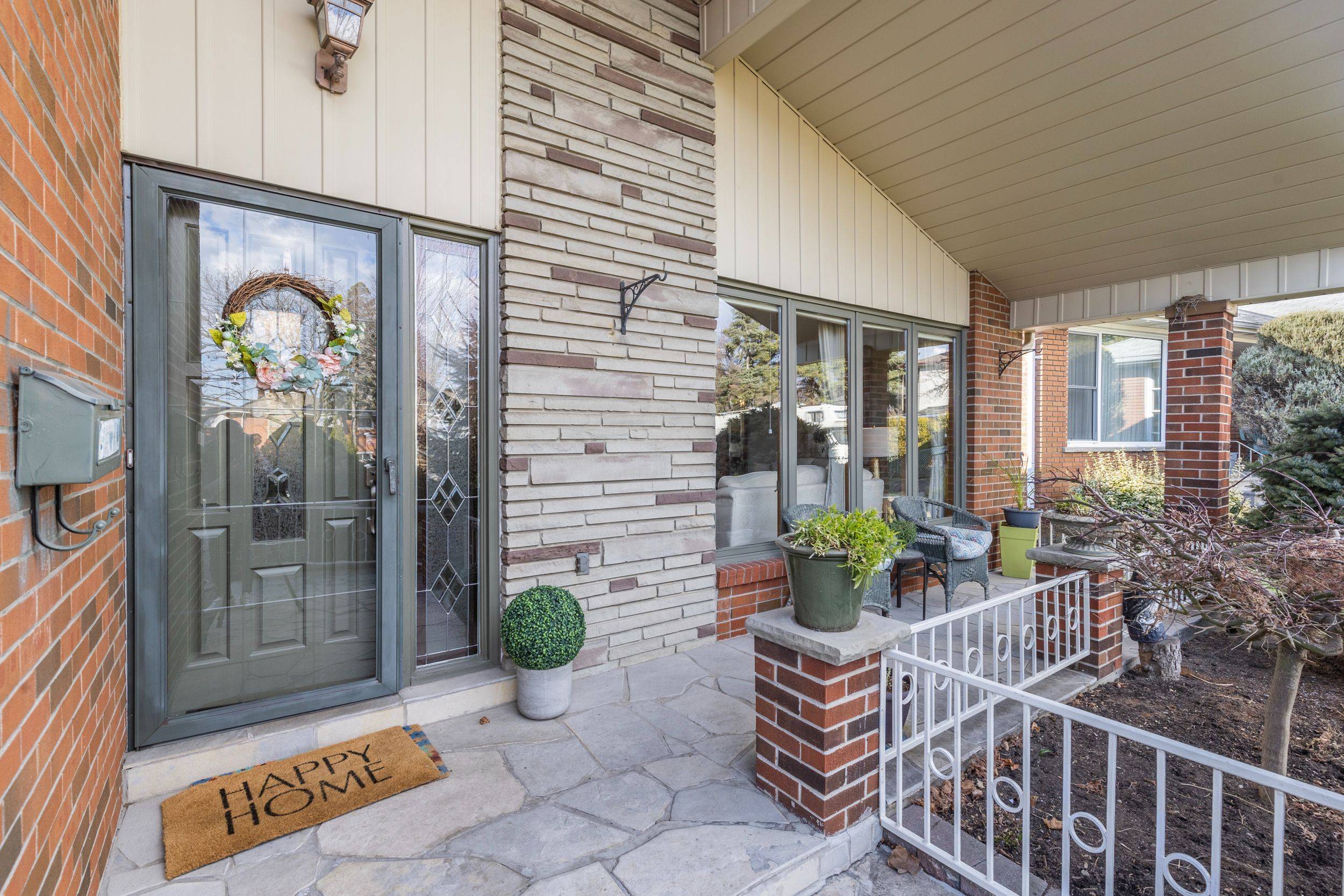 Mississauga, ON L4Y 3G3,3236 Cedartree CRES