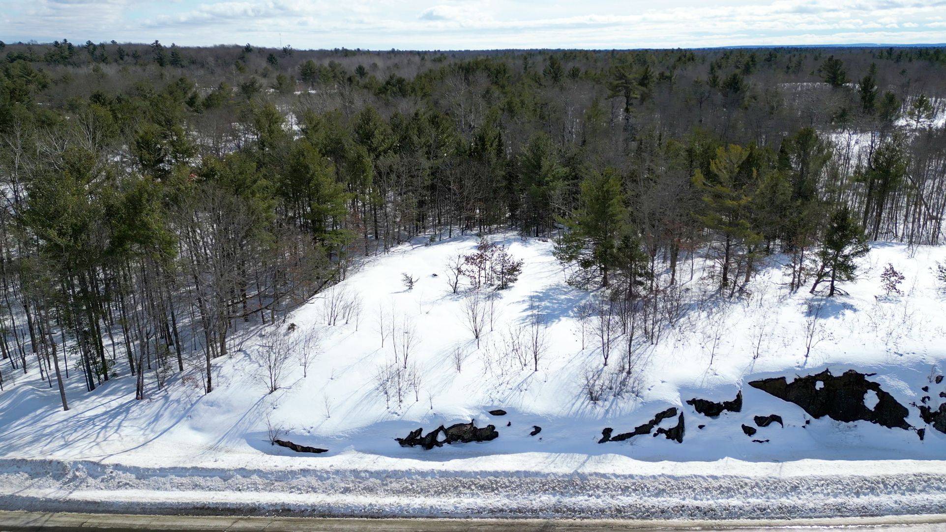 Georgian Bay, ON L0K 1S0,446 South Bay RD