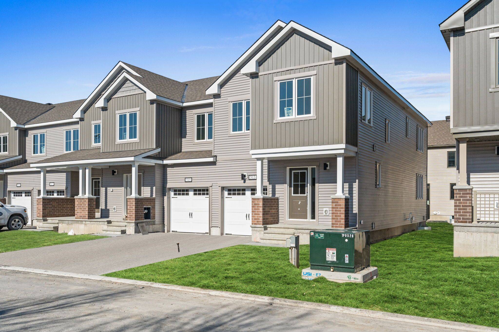 Stittsville - Munster - Richmond, ON K2S 0P9,513 BRIGATINE AVE