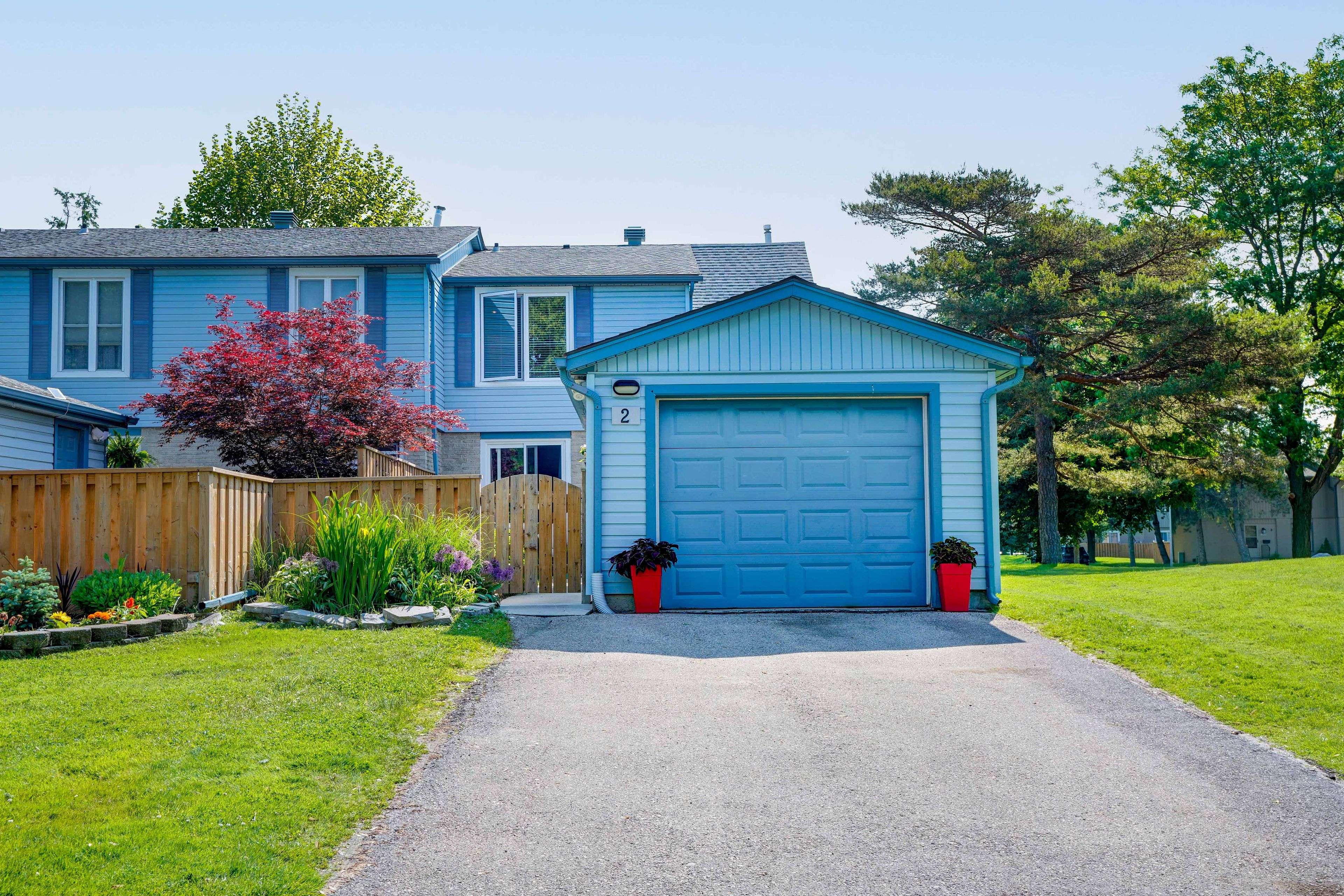 2 Dalhousie CRES, London South, ON N6K 1N6