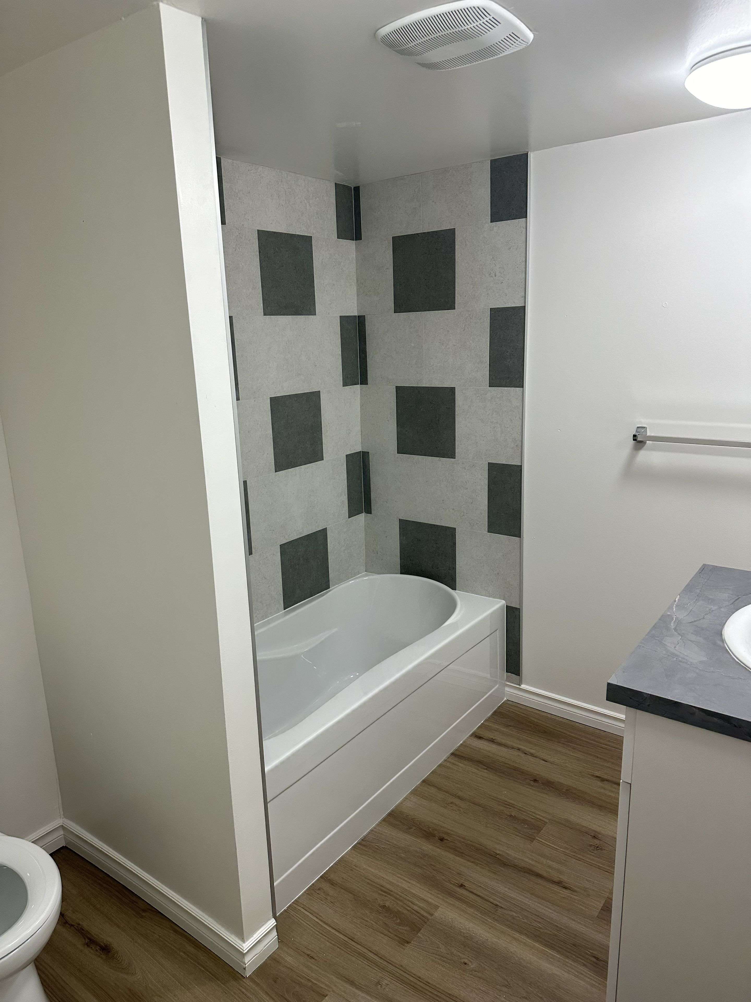 Tillsonburg, ON N4G 3L5,185 Lisgar AVE #102