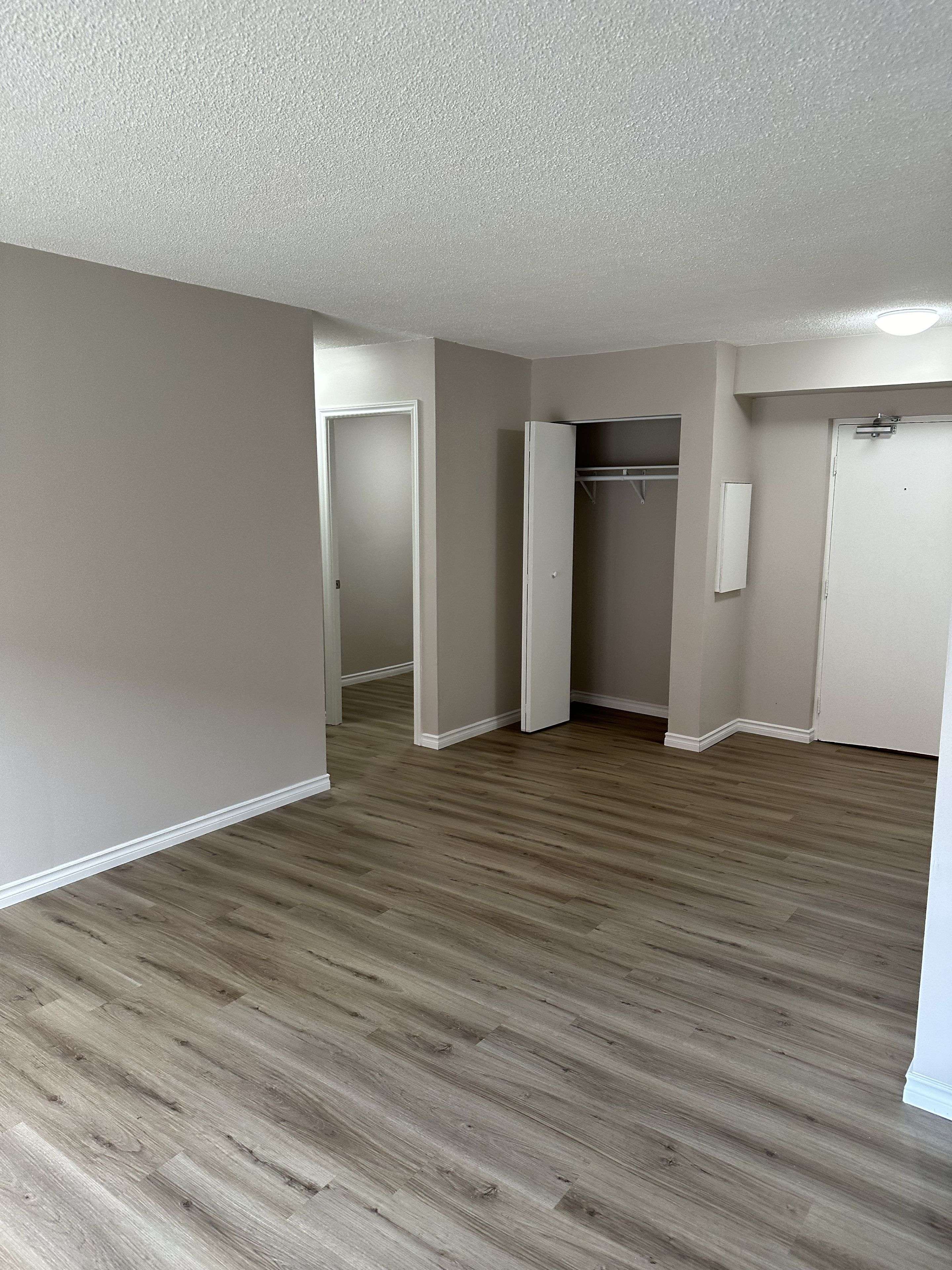 185 Lisgar AVE #102, Tillsonburg, ON N4G 3L5