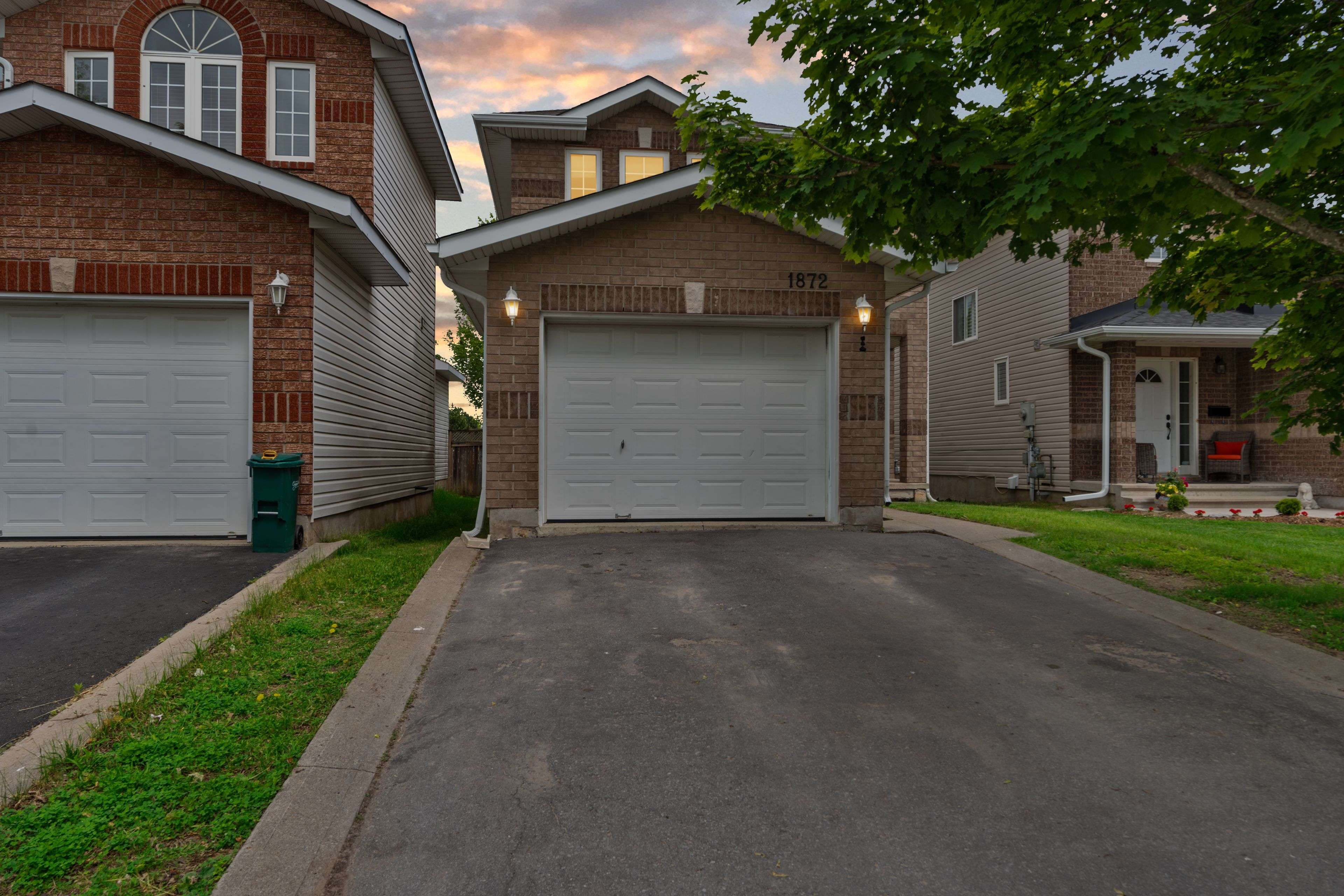 Kingston, ON K7P 3G8,1872 BERRYWOOD CRES