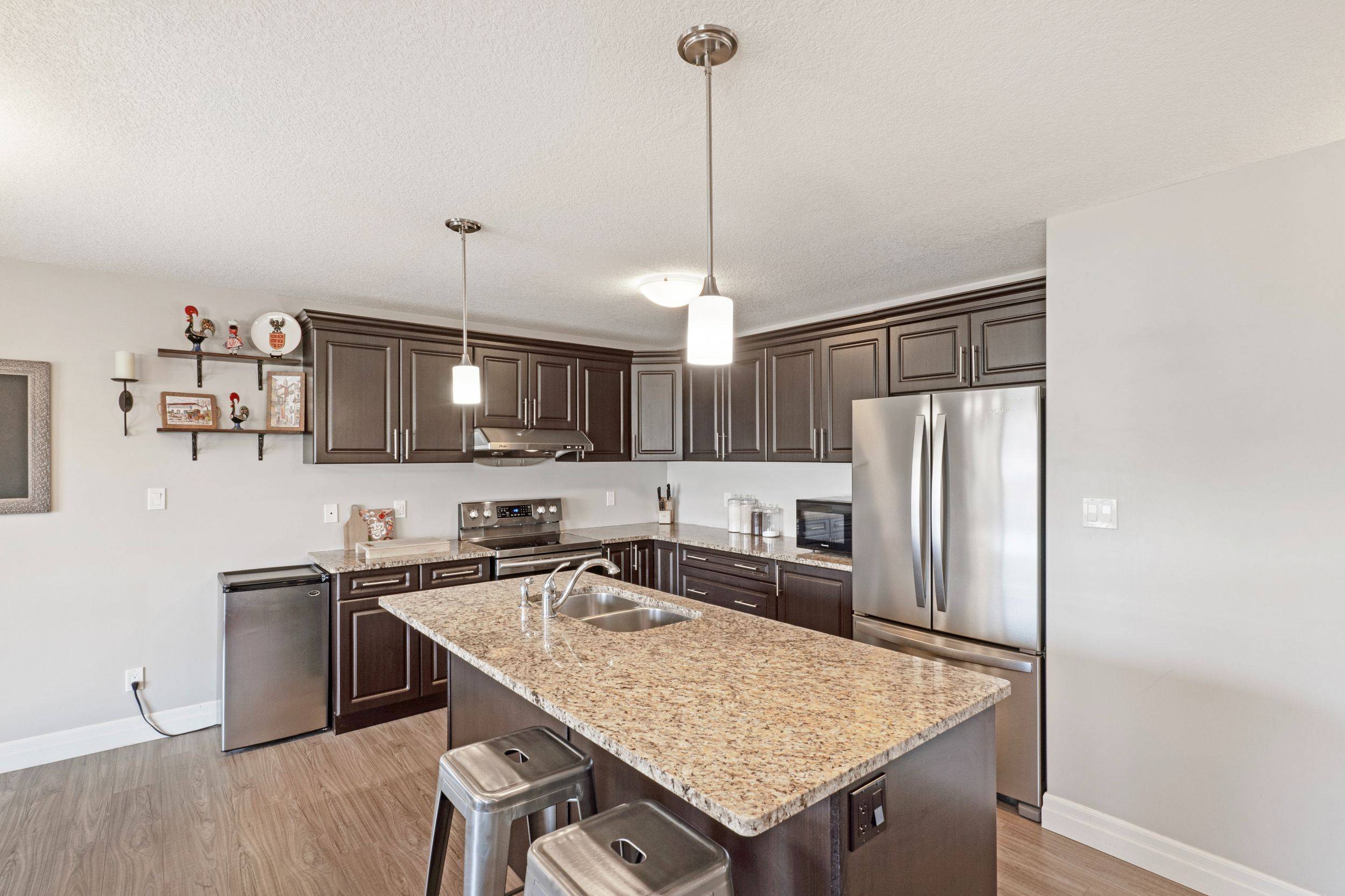 Quinte West, ON K8V 0G1,54 Mcintosh CRES