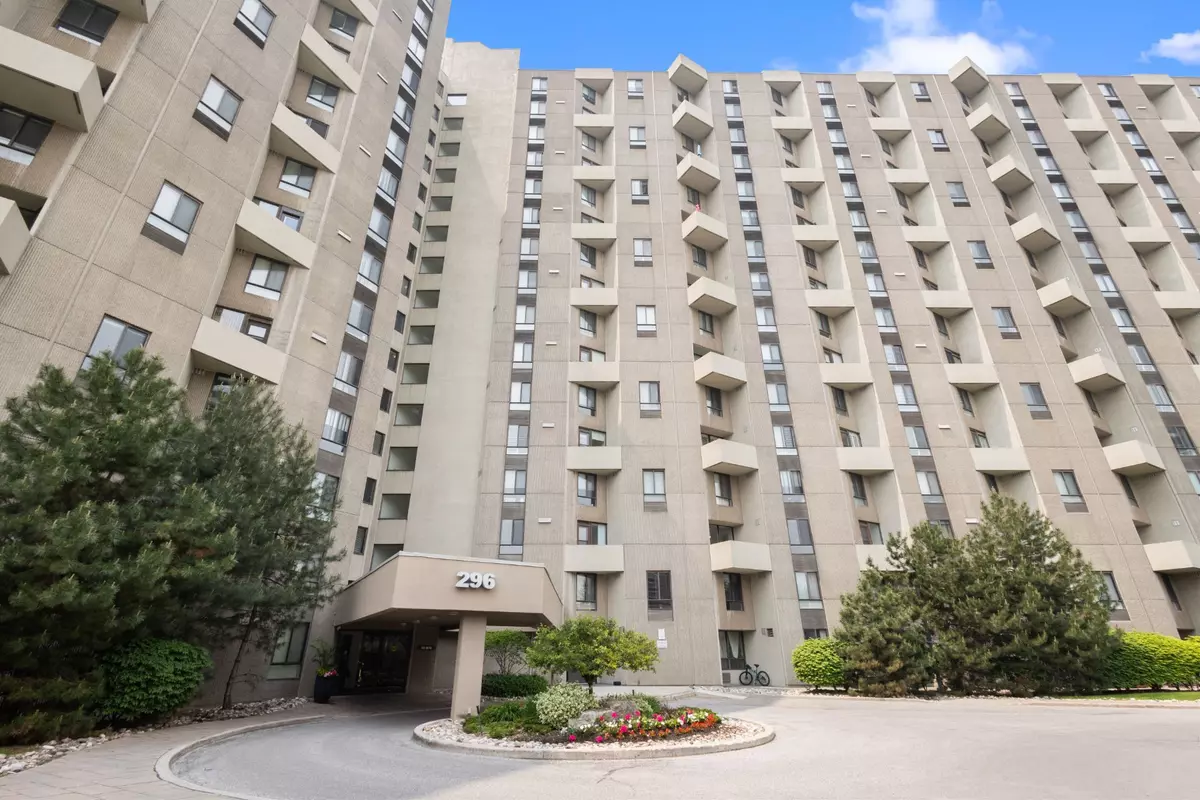Toronto W08, ON M9C 4X8,296 Mill RD #A14