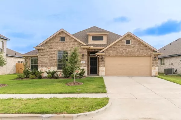 208 Painted Trail, Forney, TX 75126