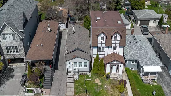 Toronto W04, ON M6E 2L8,62 Livingstone AVE